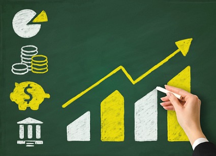 What Small Businesses Need To Know About Rolling Forecasting