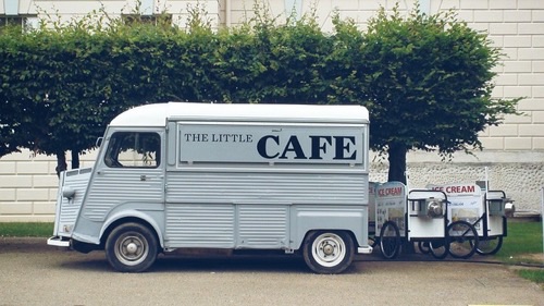 Cafe on a wheel