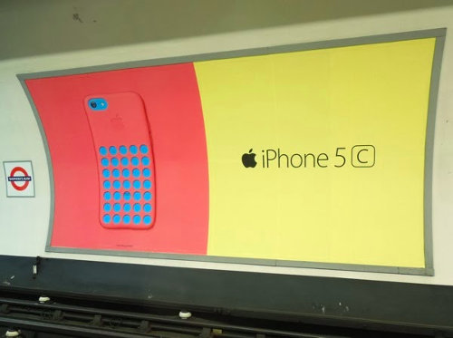 iPhone 5C ad in London Underground