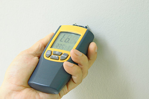 Damp meter