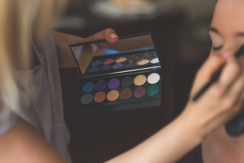 Make up artist