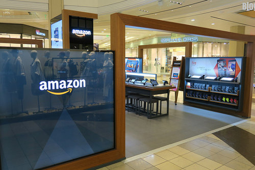 Amazon pop-up store