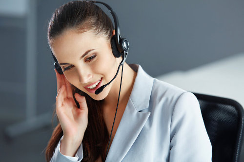 Virtual receptionist answering call