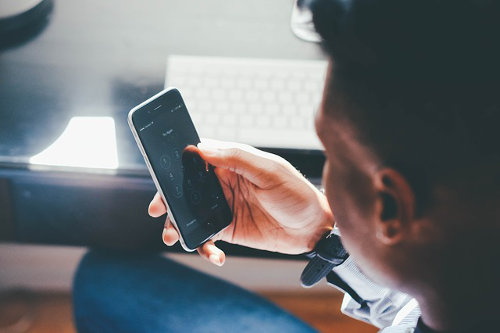 Bringing smartphone to work