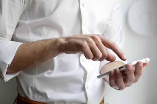 Using a virtual phone number