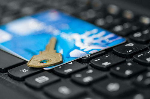 Protecting ecommerce transactions from frauds