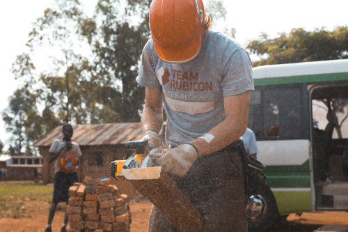 Volunteering employee