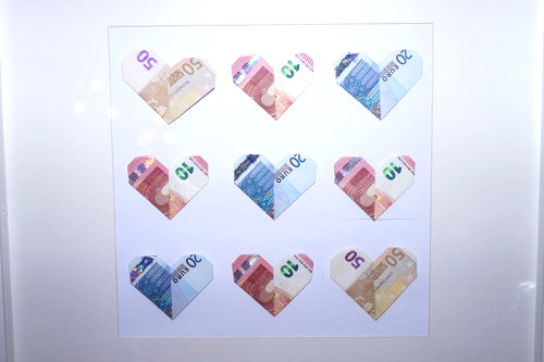 Money heart