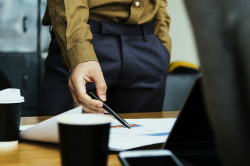 How to stay competitive in business