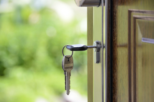 benefits of a real estate licence