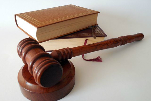 Tips for hiring an attorney