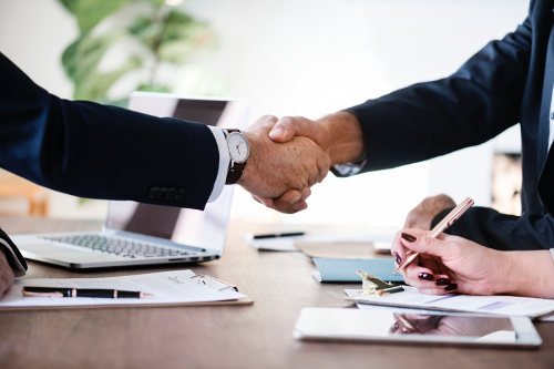 Outsourcing human resource management