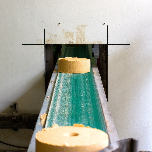 Bread on conveyor belt in a food production facility