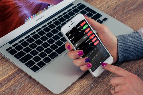 Online stock investing