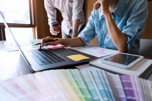 Website owner doing keyword analysis