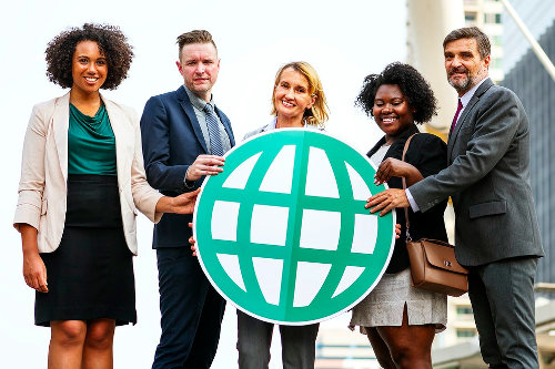 Habitual expatriates