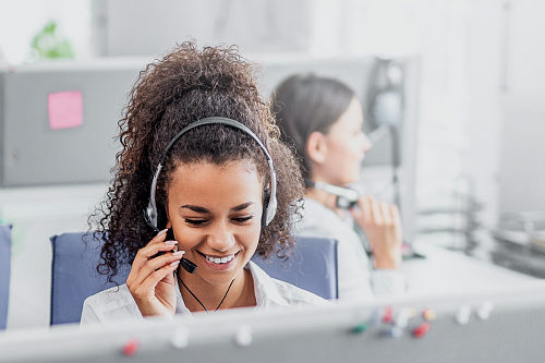 Outbound call center staff using auto dialer