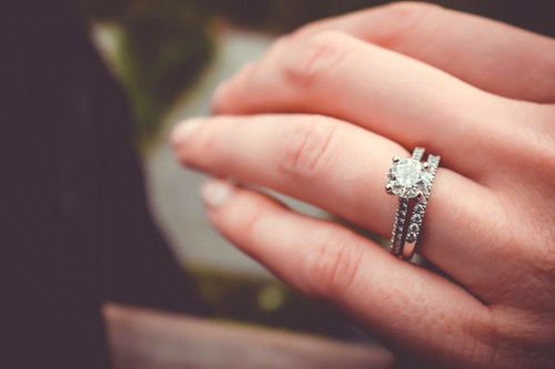 Jewelries