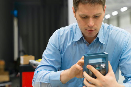 Device manufacturing