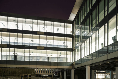 Smart lighting solutions in commercial building