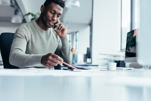 Businessman using call tracking software