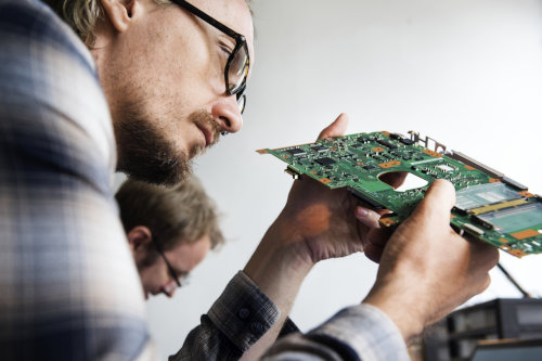 Engineer and electronic components
