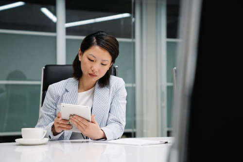 Businesswoman working with a tablet PC