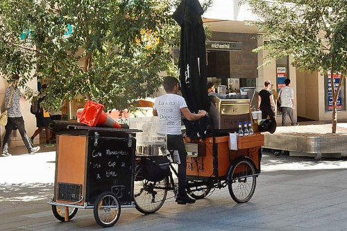 Mobile coffee cart